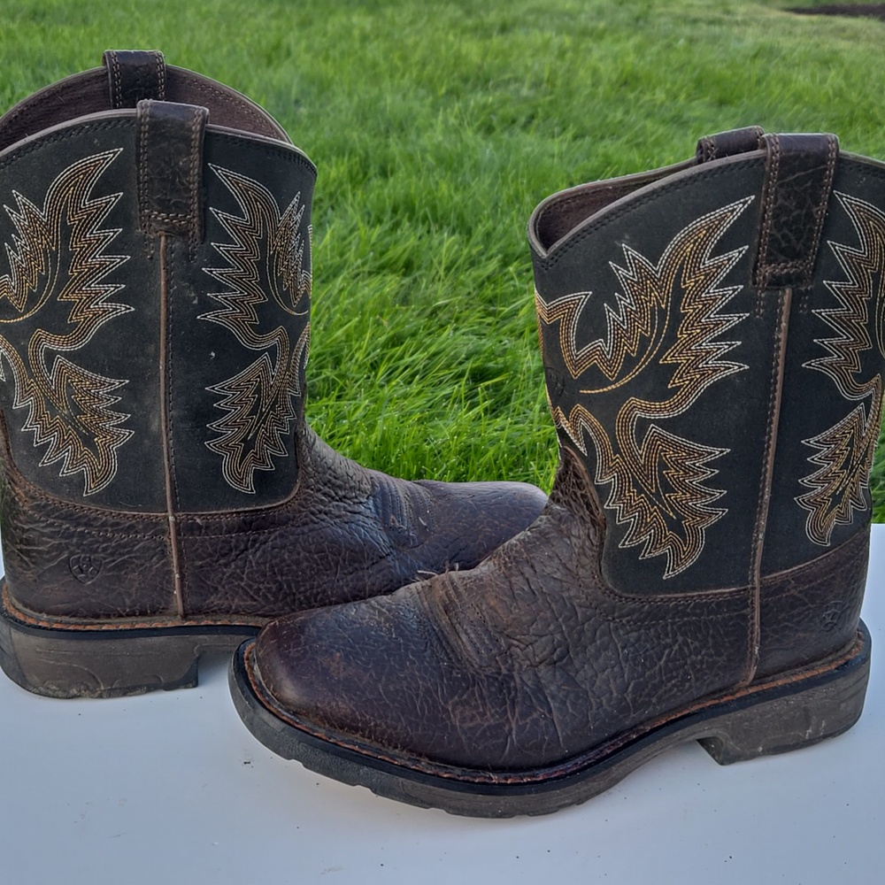 Ariat Dark Brown Leather Boots